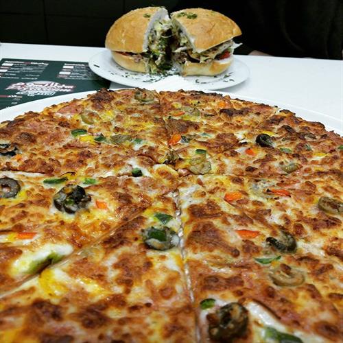 پیتزا پپرونی